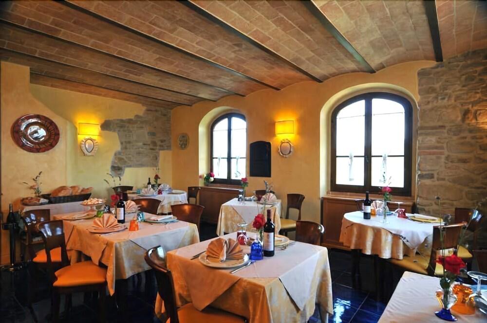 Villa Valentina Spa Умбертиде Екстериор снимка