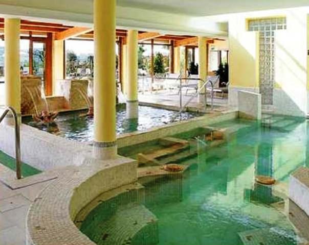 Villa Valentina Spa Умбертиде Екстериор снимка